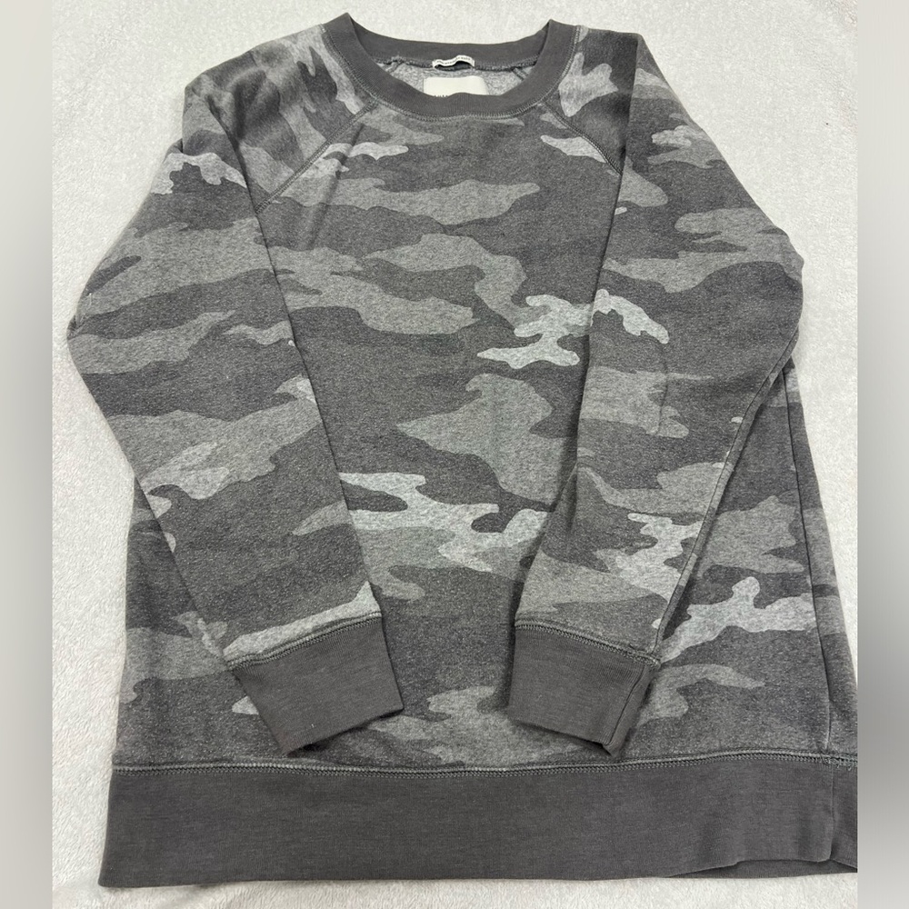 camo american eagle crewneck sweatshirt size small